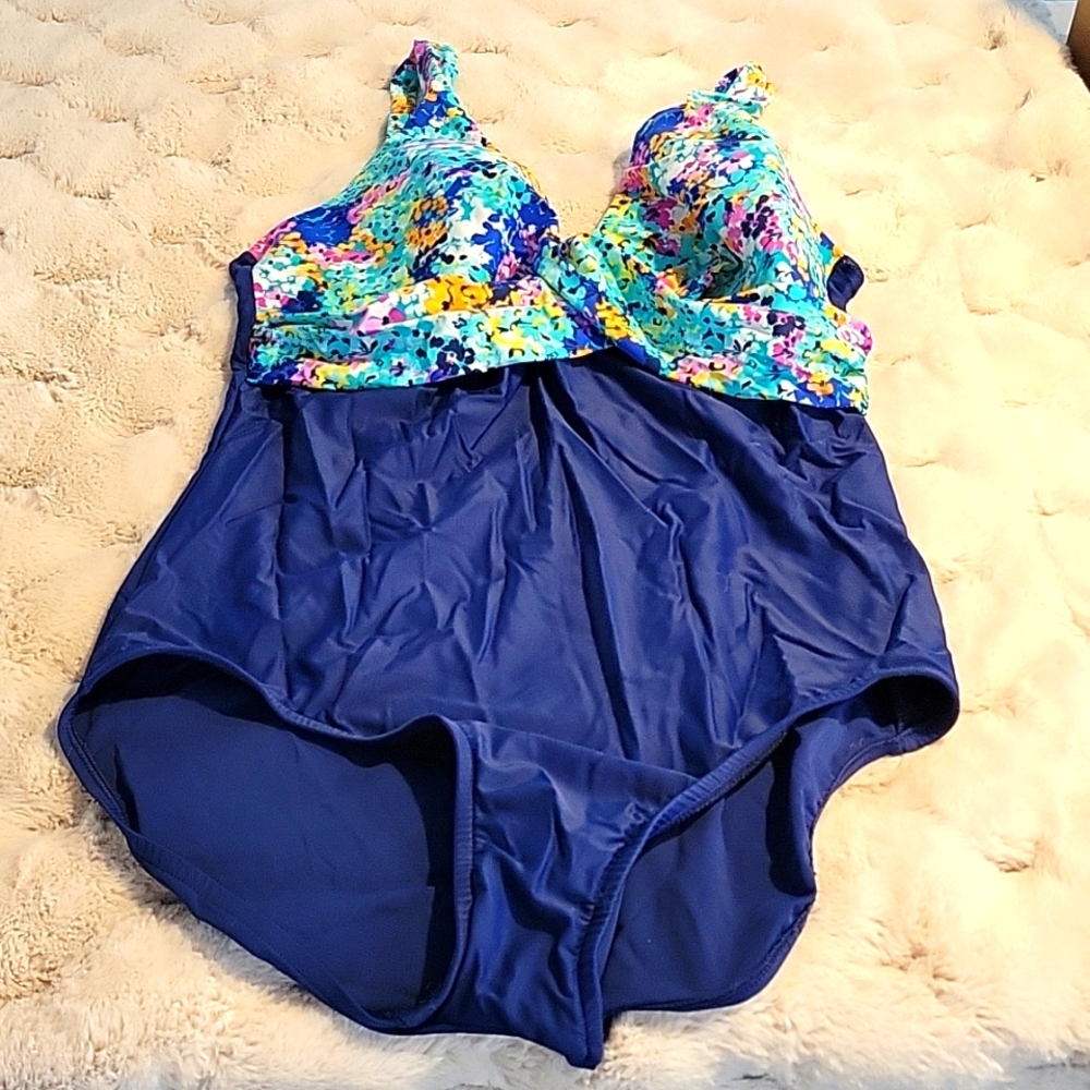 Woman's plus size swimsuit size 18